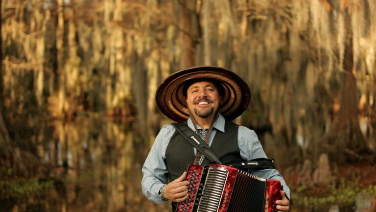 Terrance Simien and the Zydeco Experience